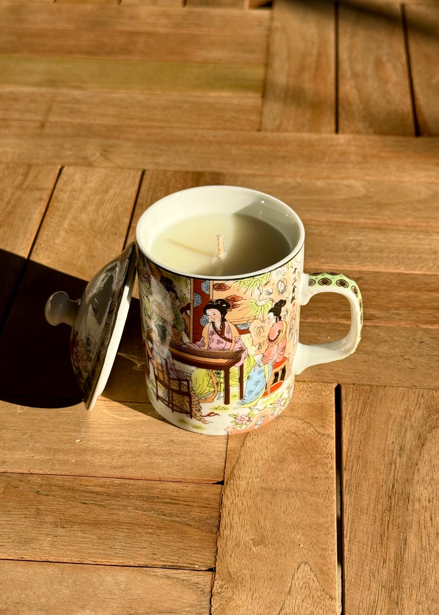 Vintage Candle- Asian Cup